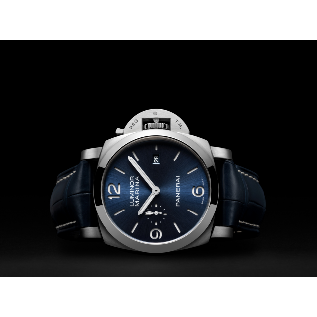 PANERAI Luminor GMT Automatic - Image 5