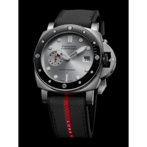 PANERAI Submersible QuarantaQuattro Luna Rossa